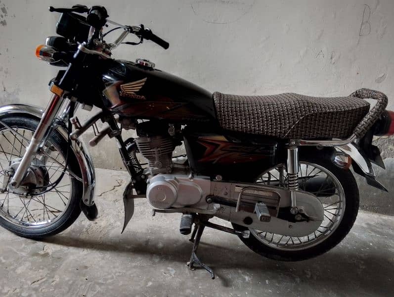 Honda CG 125 6