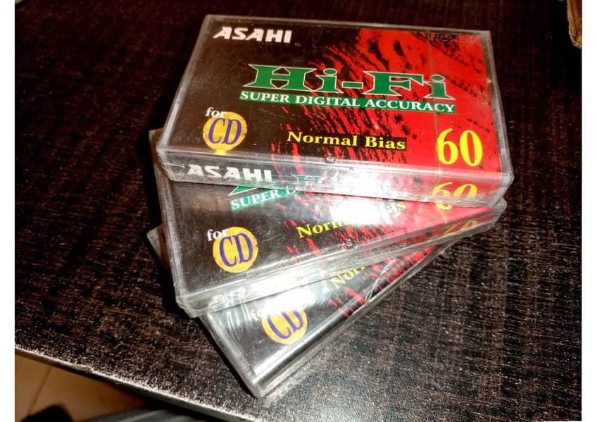 Sealed Packed Audio Cassettes for Fresh Recordings 8