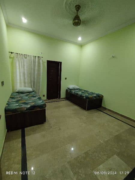 Boys hostel available in DHA Lahore 5