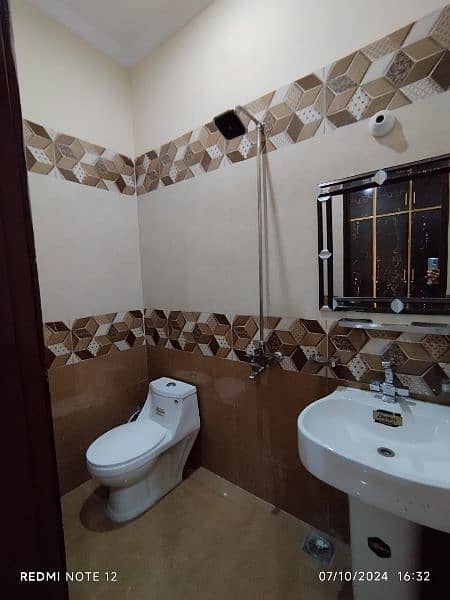 Boys hostel available in DHA Lahore 10