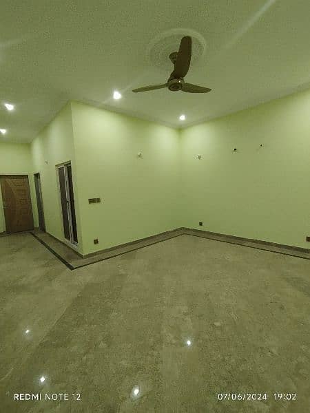 Boys hostel available in DHA Lahore 15