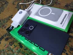 Infinix Note 40 With Wireless Charger 0