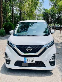 Nissan Dayz Highway Star 2023