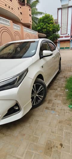 Toyota Corolla Altis grande (1.8)  2017