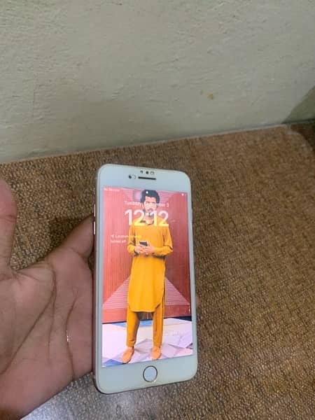 iPhone 8 Plus non pta 10 by 9 condition All original back par 3