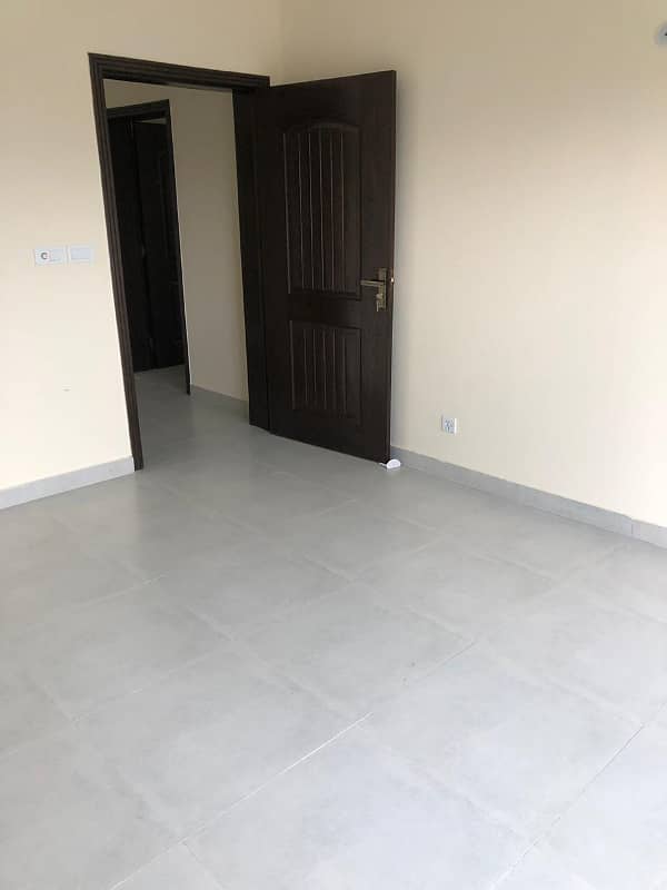 Kanal House In DHA Phase 5-E- For ( RENT ) Lahore 12