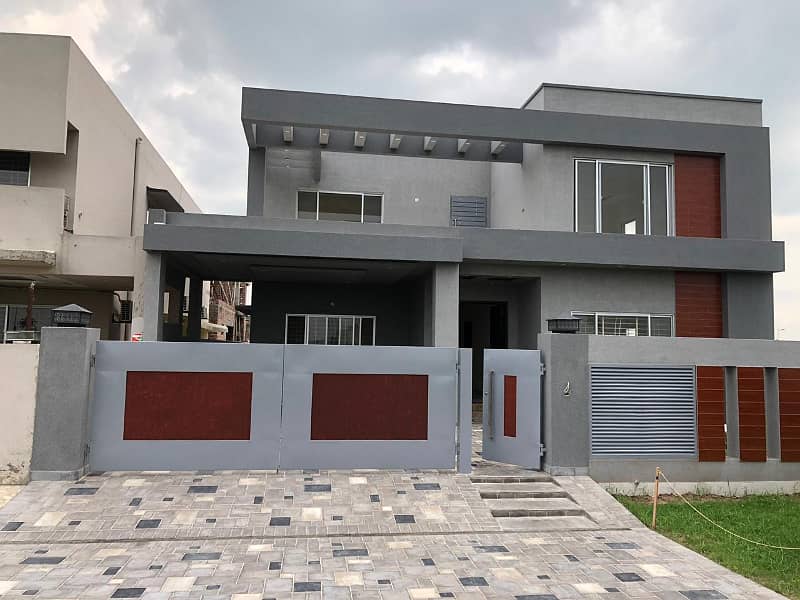 Kanal House In DHA Phase 5-E- For ( RENT ) Lahore 13