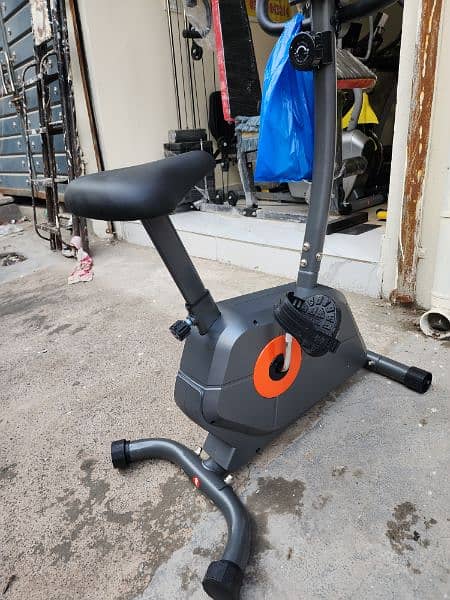 treadmill 0308-1043214/elliptical/spin bike/ recumbent bike/home gym 8