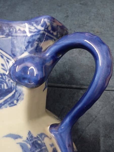 VINTAGE ANTIQUE BLUE WHITE LARGE PITCHER / JUG 4