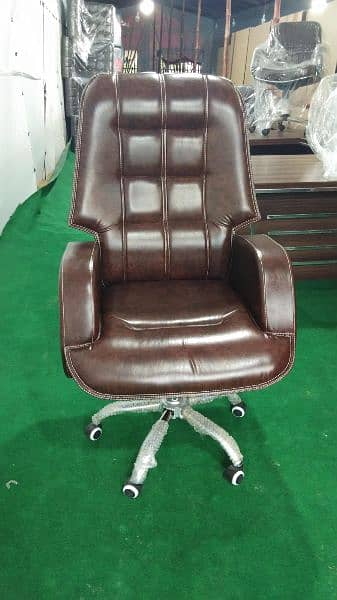 VIP Office Boss chair available h with warranty and cash on delivery. 7