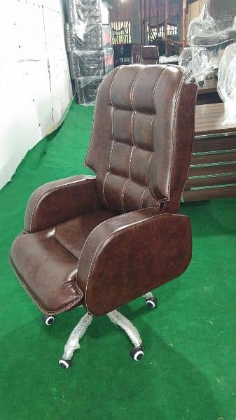 VIP Office Boss chair available h with warranty and cash on delivery. 10