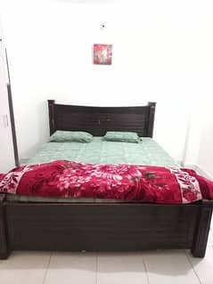 wooden double bed excellent