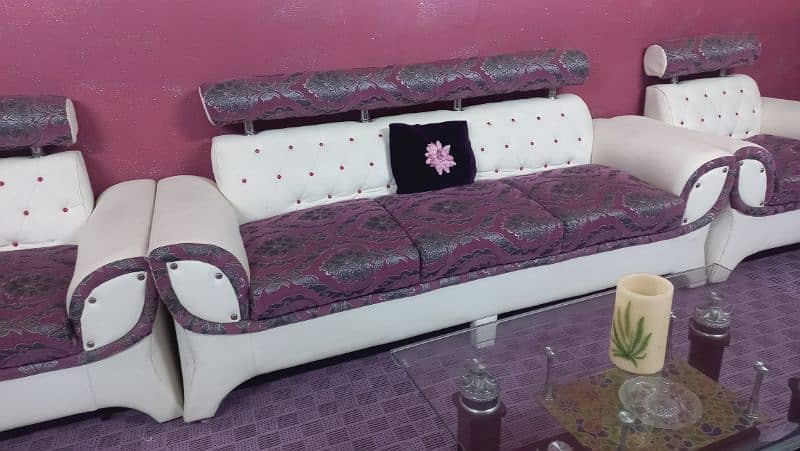 7. seter sofa set with fancy glass tablet one couch 6