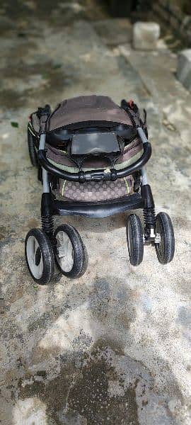 Graco travel system stroller , imported from KSA 12