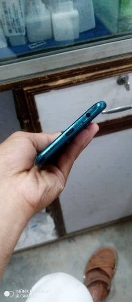 Huawei y 9 prime 4gb 128 gb with box only glass change Baki all oky 2