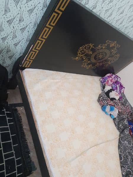 DOUble bed for Sale with Mattress(5 Inch) 1