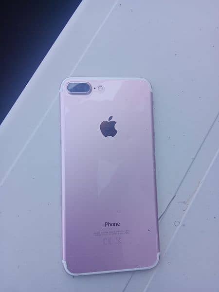 iPhone 7 pluss 0