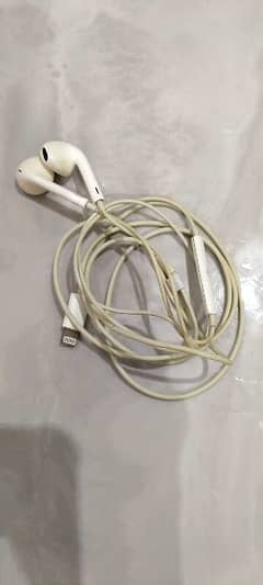 Olx iphone earphones sale