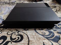 PlayStation 4 (500GB)