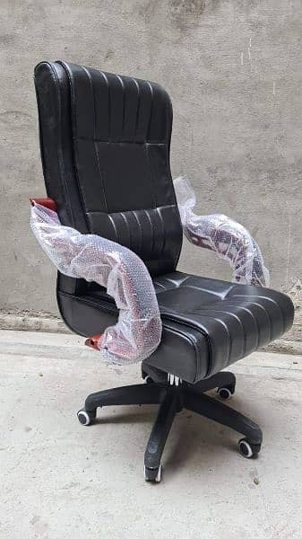 VIP Office Boss chair available h with warranty and cash on delivery. 19