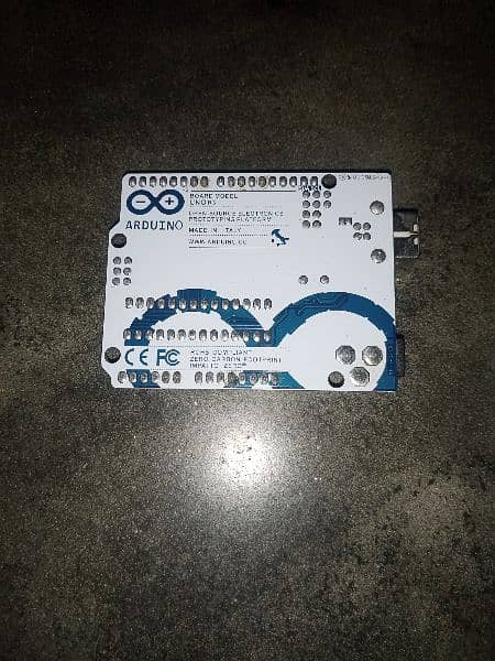 Arduino Uno R3 with cable 1