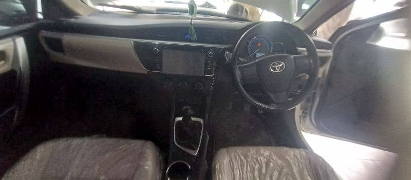 Toyota Corolla GLI 2015 03082540670 15