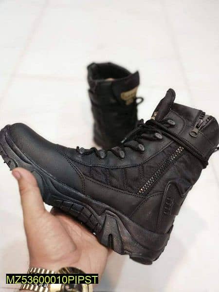 mens Comfortable Black Boots 1