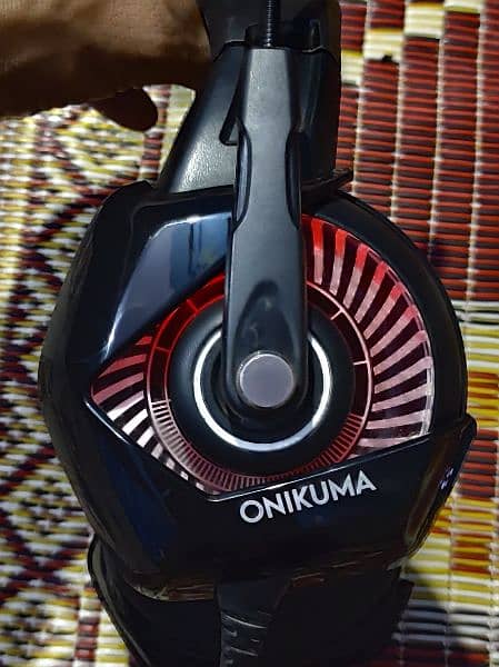 ONIKUMA K6 RGB GAMING HEADPHONE BRANDED GOOD CONDITIOB 6