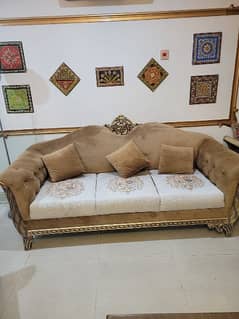 6 seater sofa set in good condition like brand new