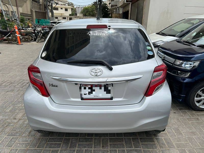 Toyota Vitz 2015 6