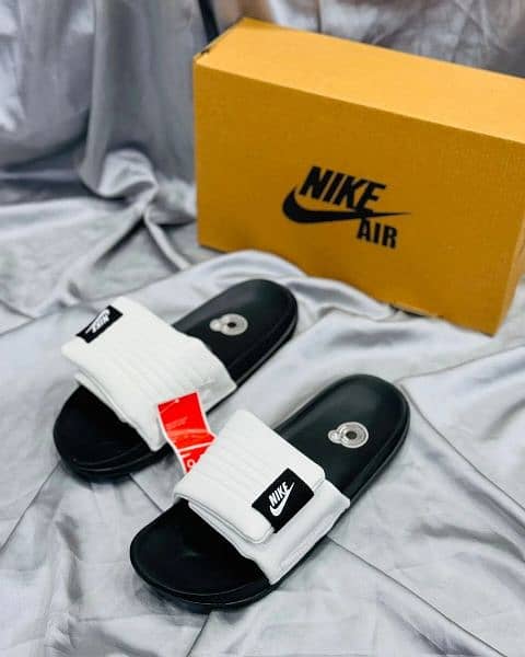 Nike slippers 3