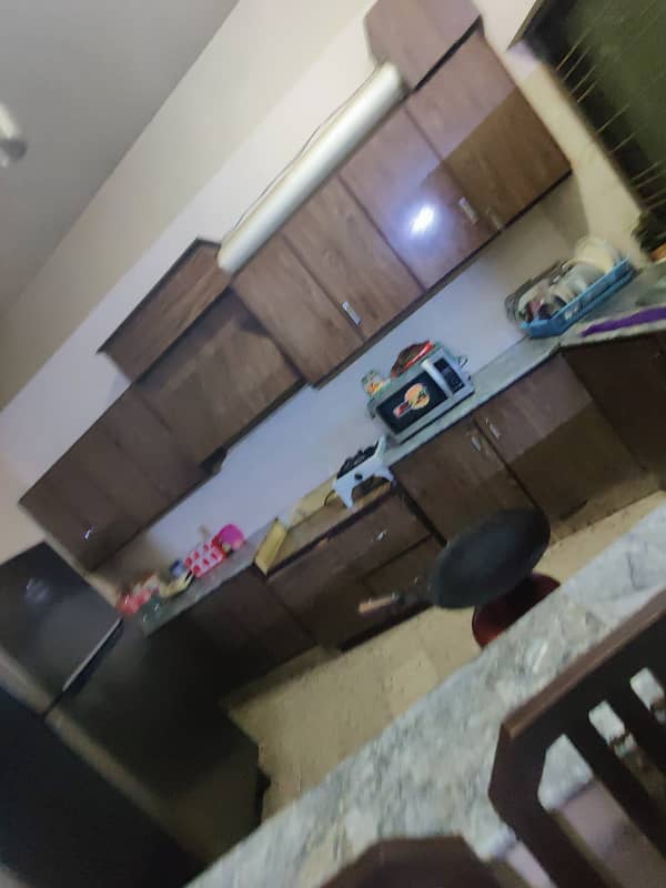 ALLAMA IQBAL TOWN 10 MARLA SEPARATE UPPER 3BED URGENT FOR RENT IN PRIME LOCATION 3