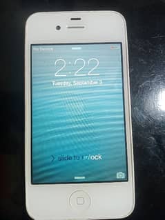 iPhone 4 condition 10by10 all okay non PTA 32 GB ma