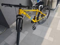 Mountain Bike With 7 gears and hydraulics