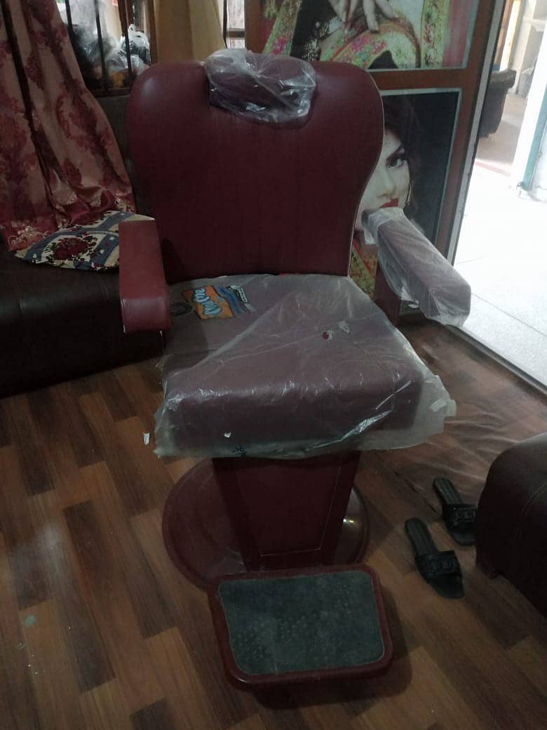 Parlor chair / Parlor Mirror / Parlor table for sale / Furniture 12