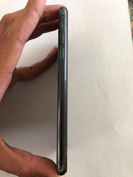 IPhone 11 Pro Max (All Sim Working) 1