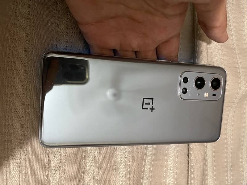 oneplus 9 pro 1