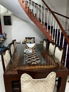 8 seater dinning table