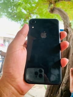 iPhone XR 10 by 9 condition water pack 64 gb