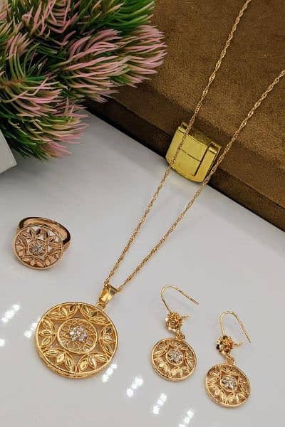 4 Pcs Pendant Set 1