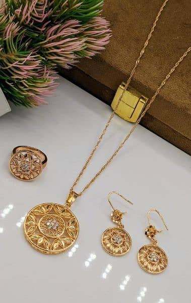 4 Pcs Pendant Set 2