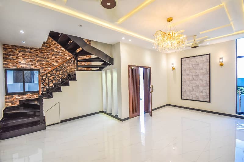 5 Marla Ultra Modern Design House For Sale In DHA Lahore 2