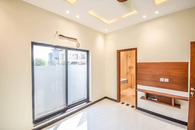 5 Marla Ultra Modern Design House For Sale In DHA Lahore 8