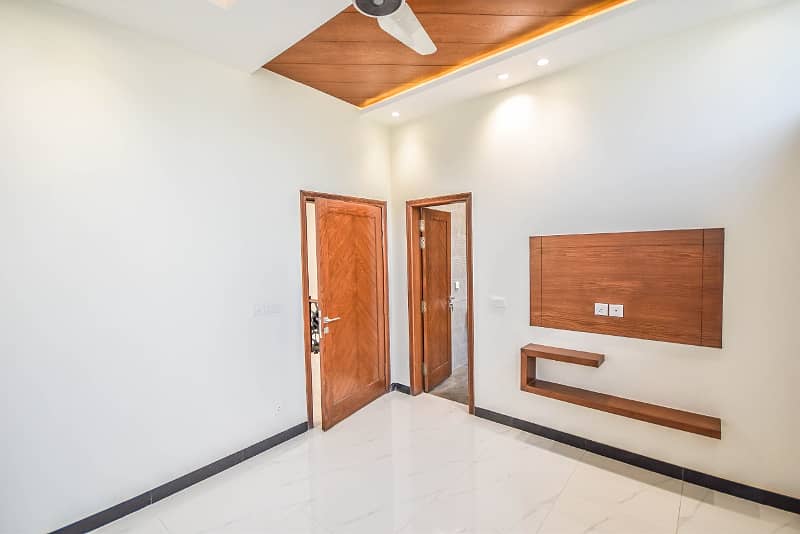 5 Marla Ultra Modern Design House For Sale In DHA Lahore 18