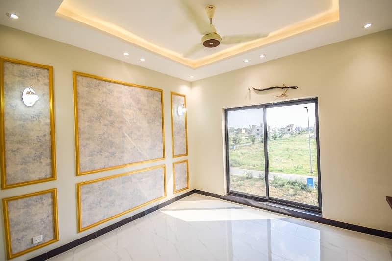 5 Marla Ultra Modern Design House For Sale In DHA Lahore 19