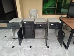 workstation/tables/office chairs/cabinet/drawers/Office Furniture