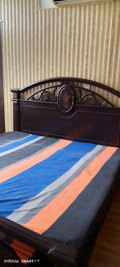 bed side tables dressing and matress