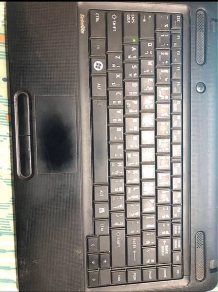 TOSHIBA Satellite C660 3