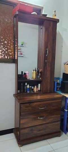 dressing table