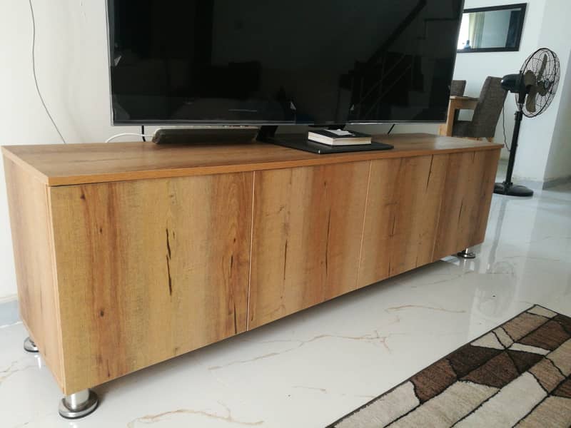 TV console 1